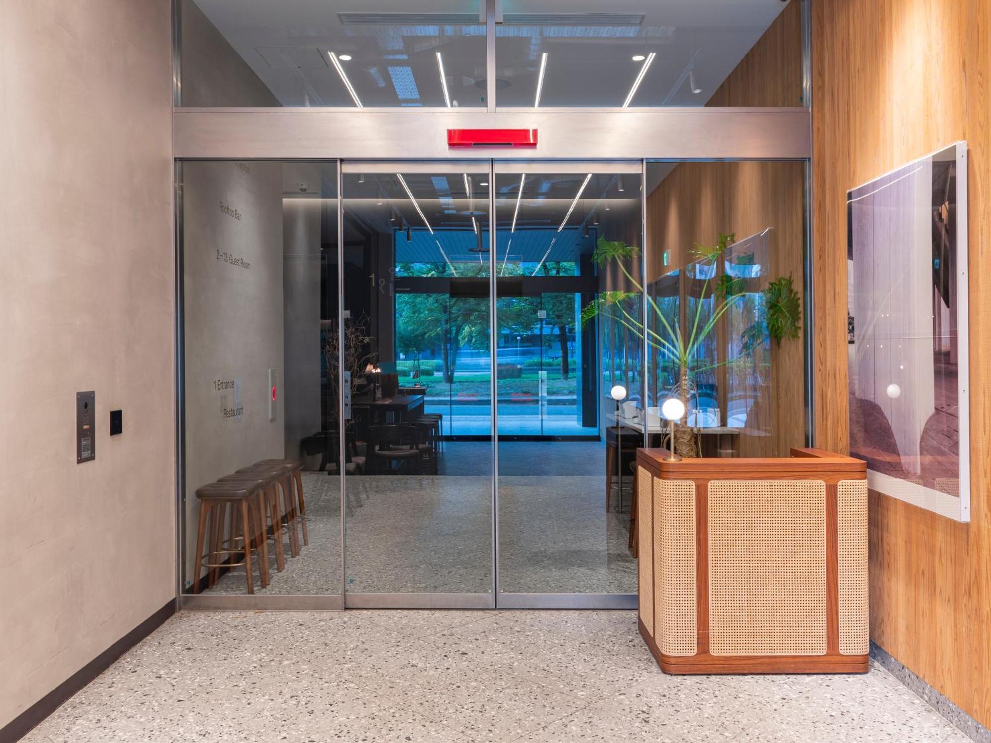 Hotel The Knot Hiroshima Extérieur photo